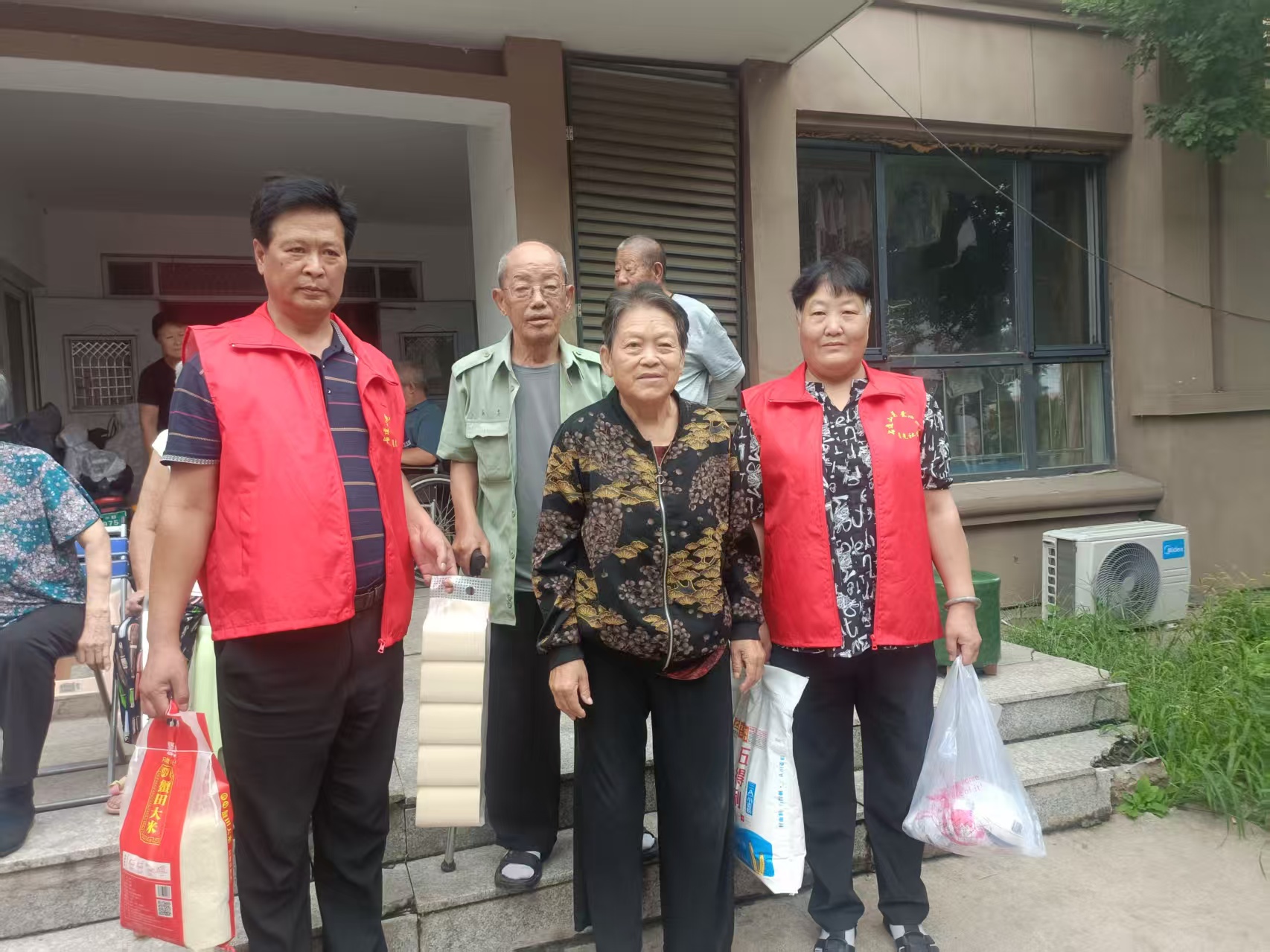 68ad95d7f1bef.jpg 68ad95d7f1bef.jpg